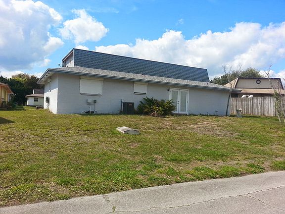 2nd image of 2610 Via Napoli Ct