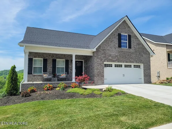 573 Timberline Dr, Lenoir City, TN 37772
