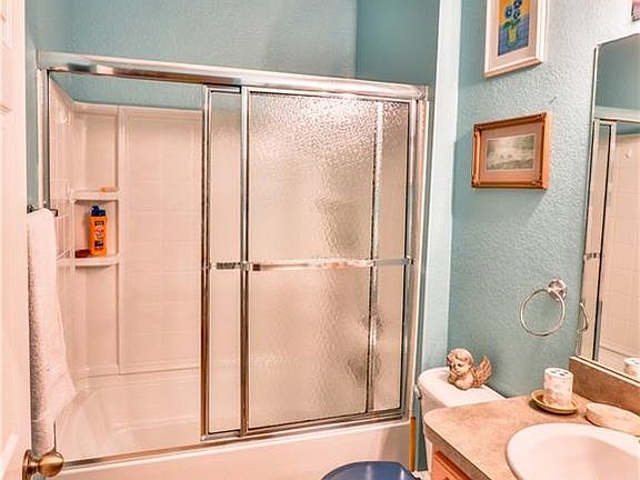 4th image of 1402 Las Villas Blvd