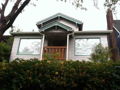 8235 15th Ave NE, Seattle, WA, 98115