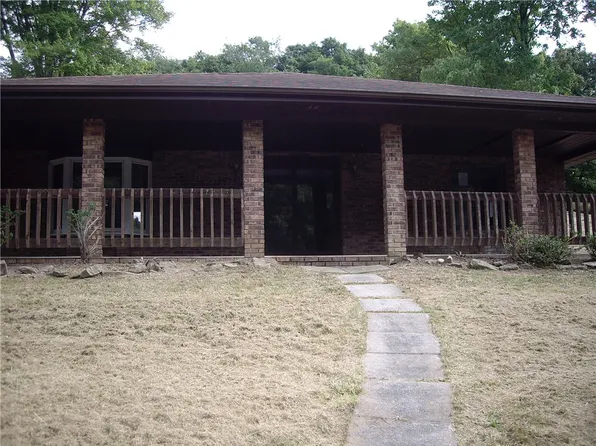 116 Kusch Rd N, Scenery Hill, PA 15360