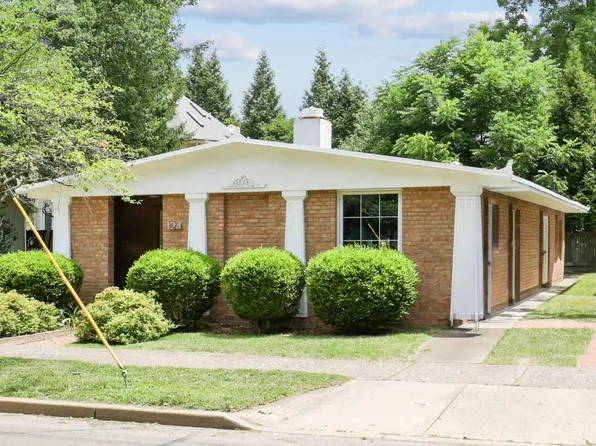 124 N Pearl St, Granville, OH 43023