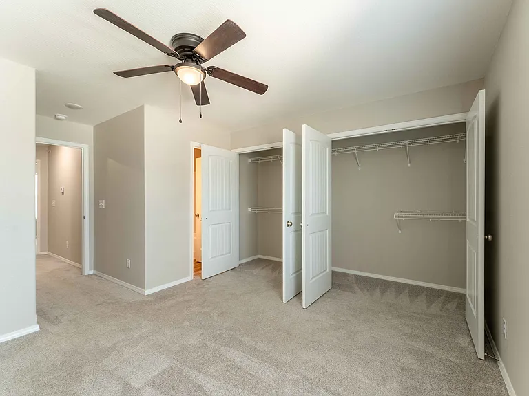 Oakwood Heights Townhomes — Photo 78