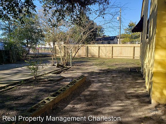 3rd image of 2602 Wye Ln