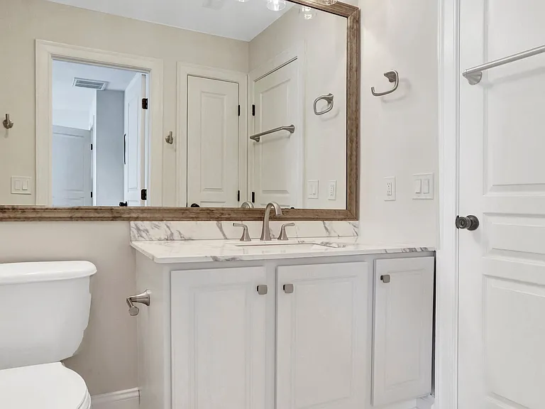 5231 Winter View Dr — Photo 38