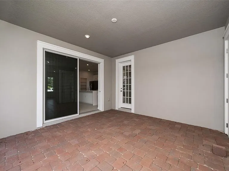 2402 Celebration Blvd — Photo 16