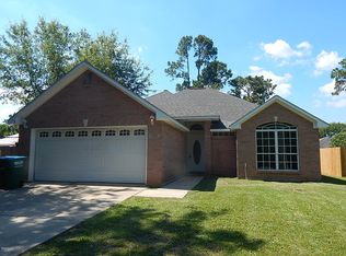 2435 Santa Cruz St, Gautier, MS 39553