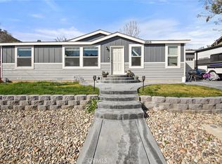 28915 Saint Lawrence St, Castaic, CA 91384