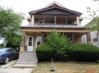 937 Alhambra Rd, Cleveland, OH 44110