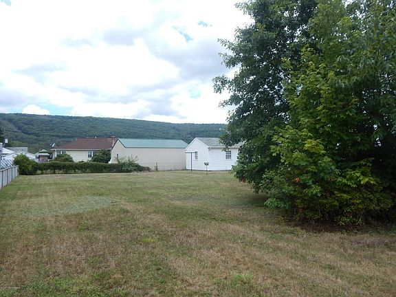 side yard