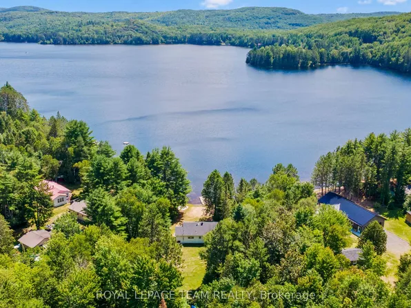 302 Long Lake Rd, Madawaska Valley, ON K0J 1B0