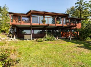 37 Little Crow Point Rd, Harpswell, ME 04079
