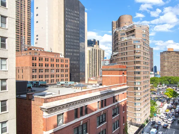 200 East 36th Street image 6 of 9