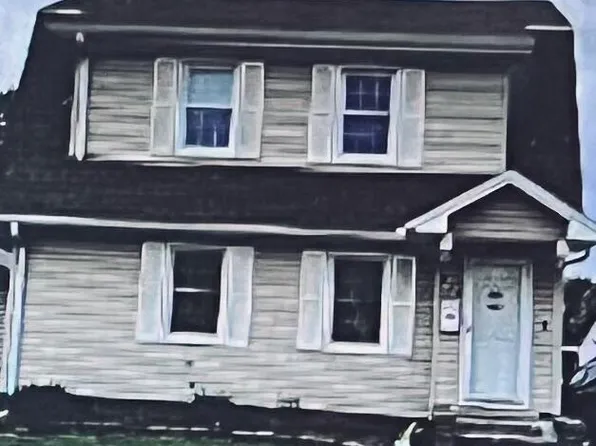 320 S 28th St, Council Bluffs, IA 51501