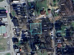 4th St, Burnsville, WV 26335