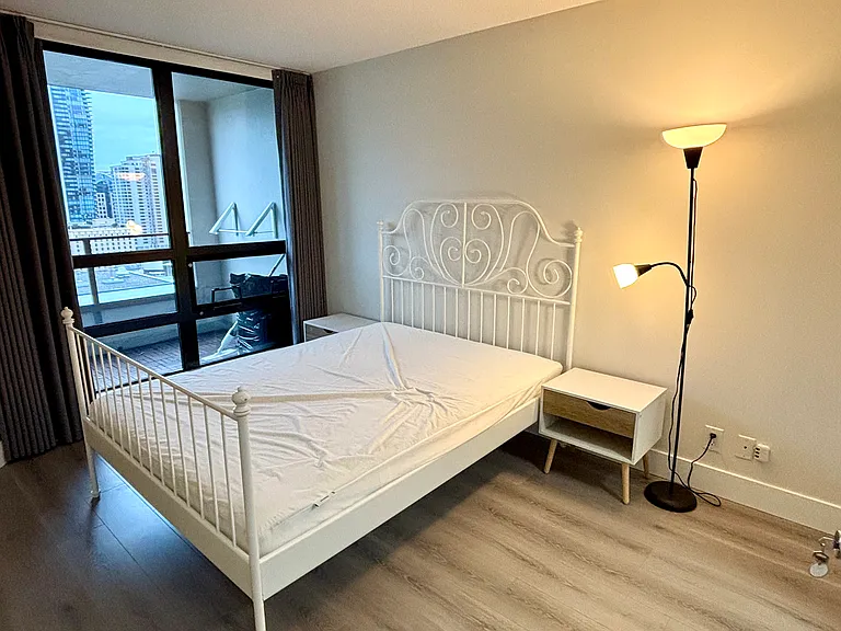 938 Smithe St #2100 — Photo 7