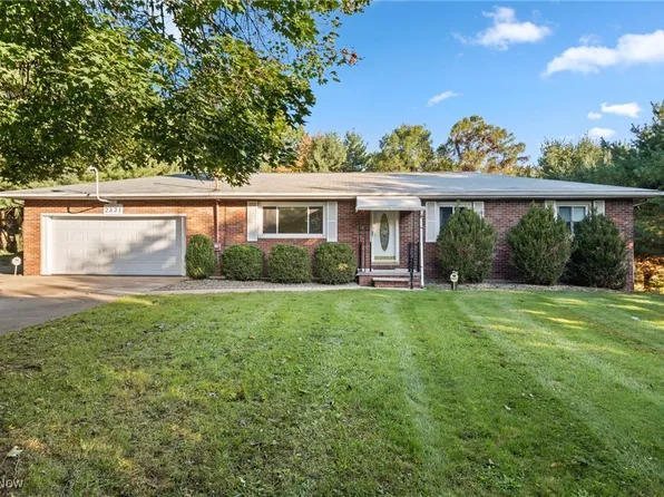 2331 E Turkeyfoot Lake Rd, Akron, OH 44312