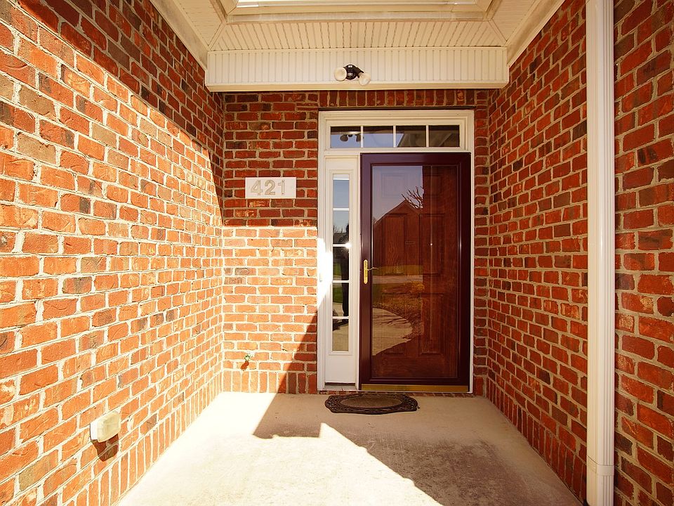 1st image of 421 Birchwood Dr