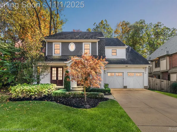 680 Shepardbush Rd, Birmingham, MI 48009