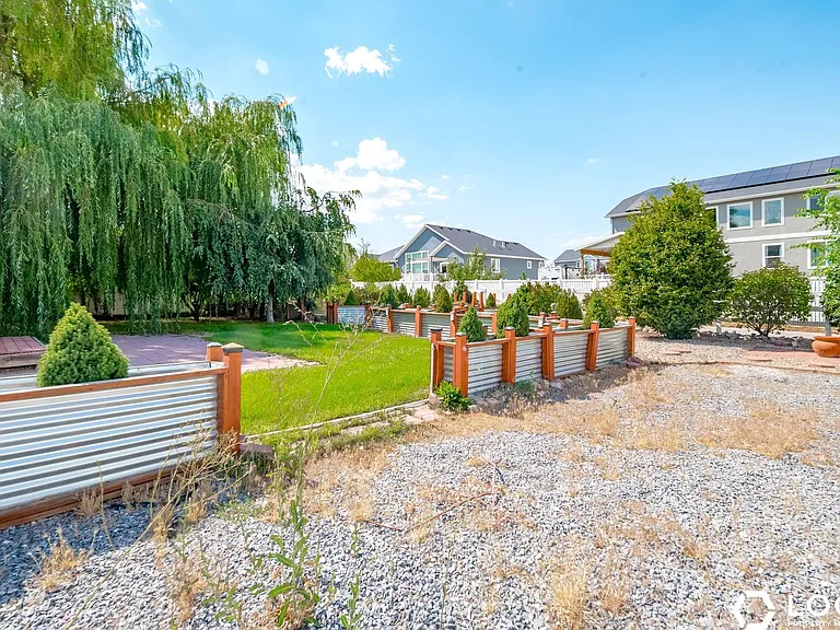 5878 W Arlinridge Dr — Photo 2