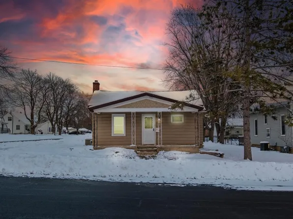 317 Hamburg Street, Ripon, WI 54971