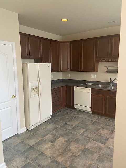 1st image of 112 Quinton Oaks Cir