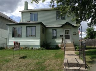 315 3rd St, Nashwauk, MN 55769