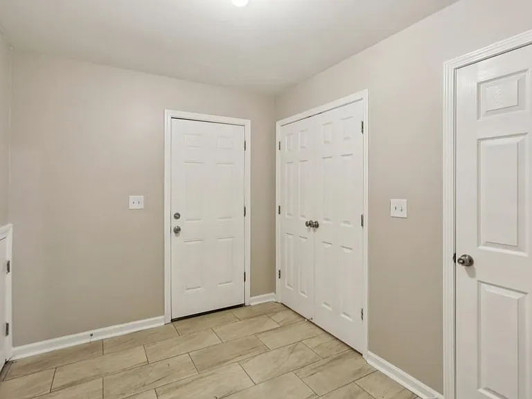 739 Prince Pl NW — Photo 10