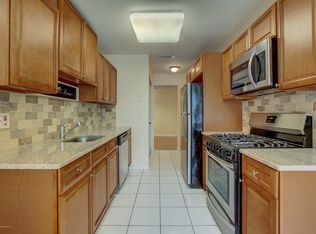 127 Sunnymede St, Englishtown, NJ 07726