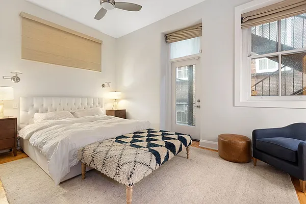 Rented by Compass | media 22