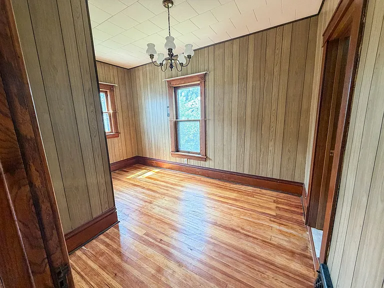 609 N Edmunds St — Photo 5