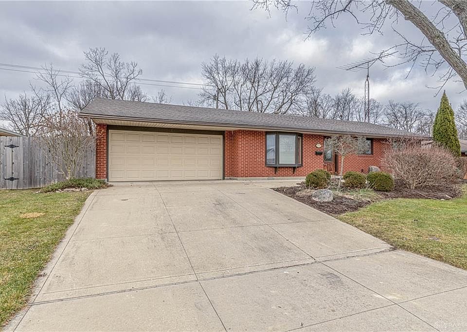 1st image of 2713 Hazelbrook Dr
