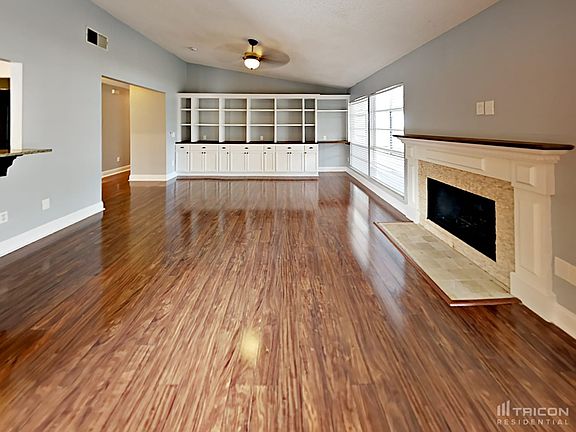 5th image of 1235 Edgerton Dr