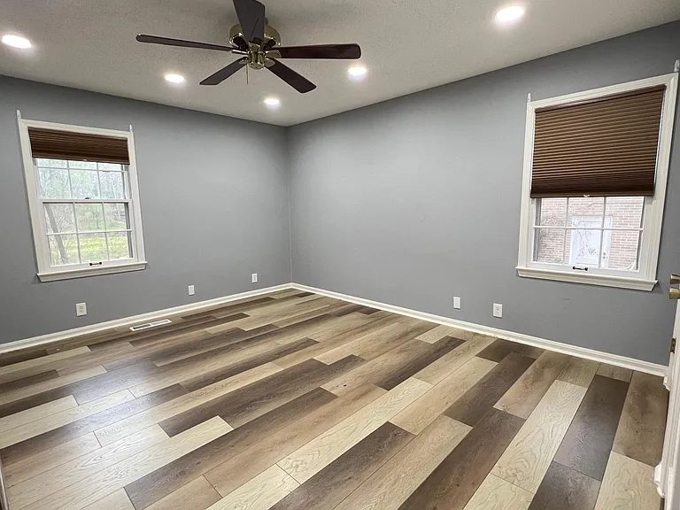 5005 Northwood Lake Dr W — Photo 10