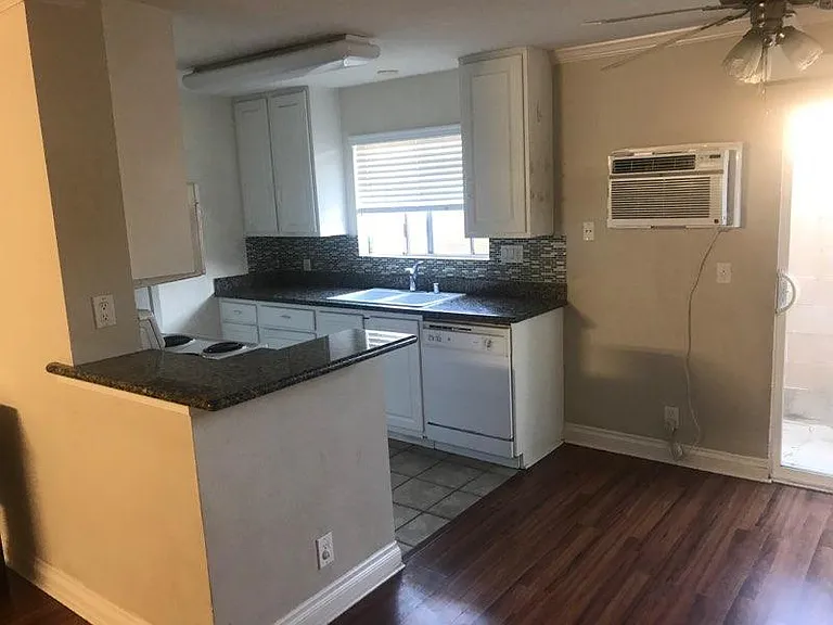 620 E Lexington Ave E #13 — Photo 7