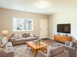 Glencoe Oaks, Ann Arbor, MI 48108
