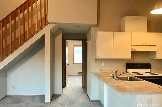 3660 Whitman Ave N #6 — Photo 7