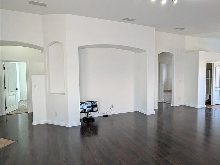 2266 Smokey Sky Dr — Photo 9