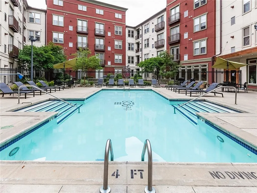 1000 Providence Place, Unit 302 — Photo 1