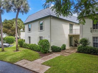 202 Bob O Link Way #202B, Naples, FL 34105