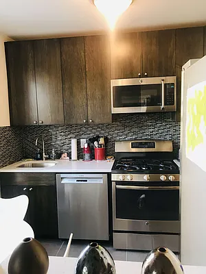 Rented by Compass | media 12