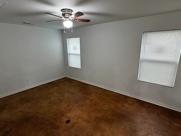 3021 Chelsea Ave — Photo 11