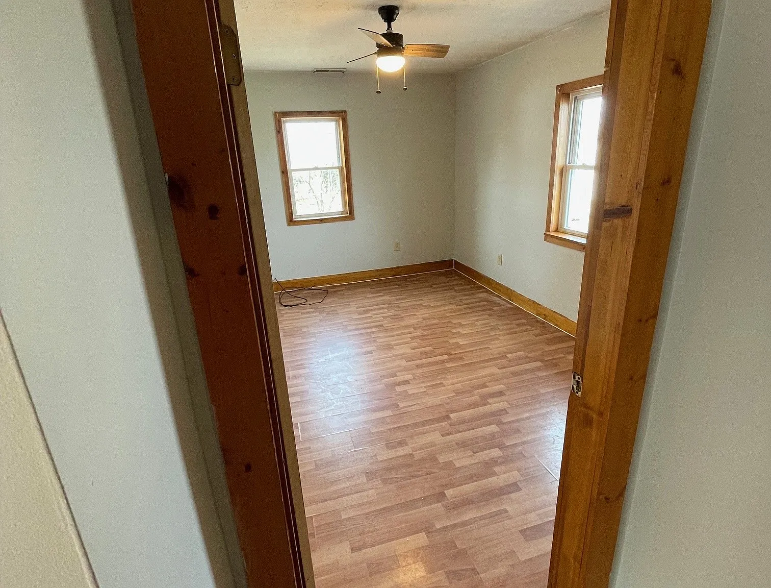3 bed, 800 sqft, $760 — Photo 4