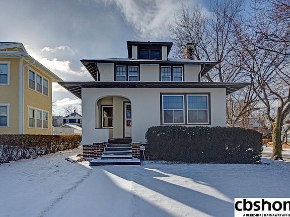 3rd image of 5023 Burt St
