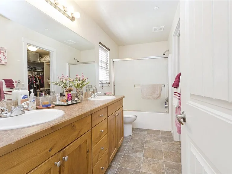 10685 W Wasdale Dr — Photo 11