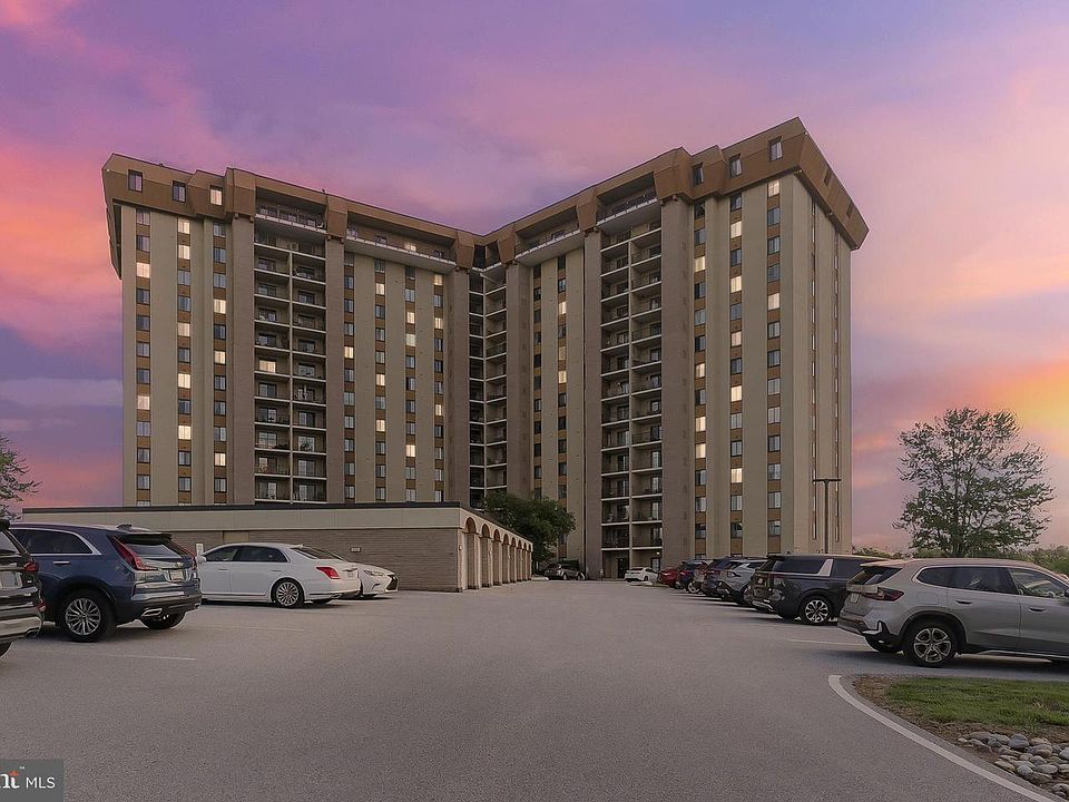 1st image of 10219 Valley Forge Cir