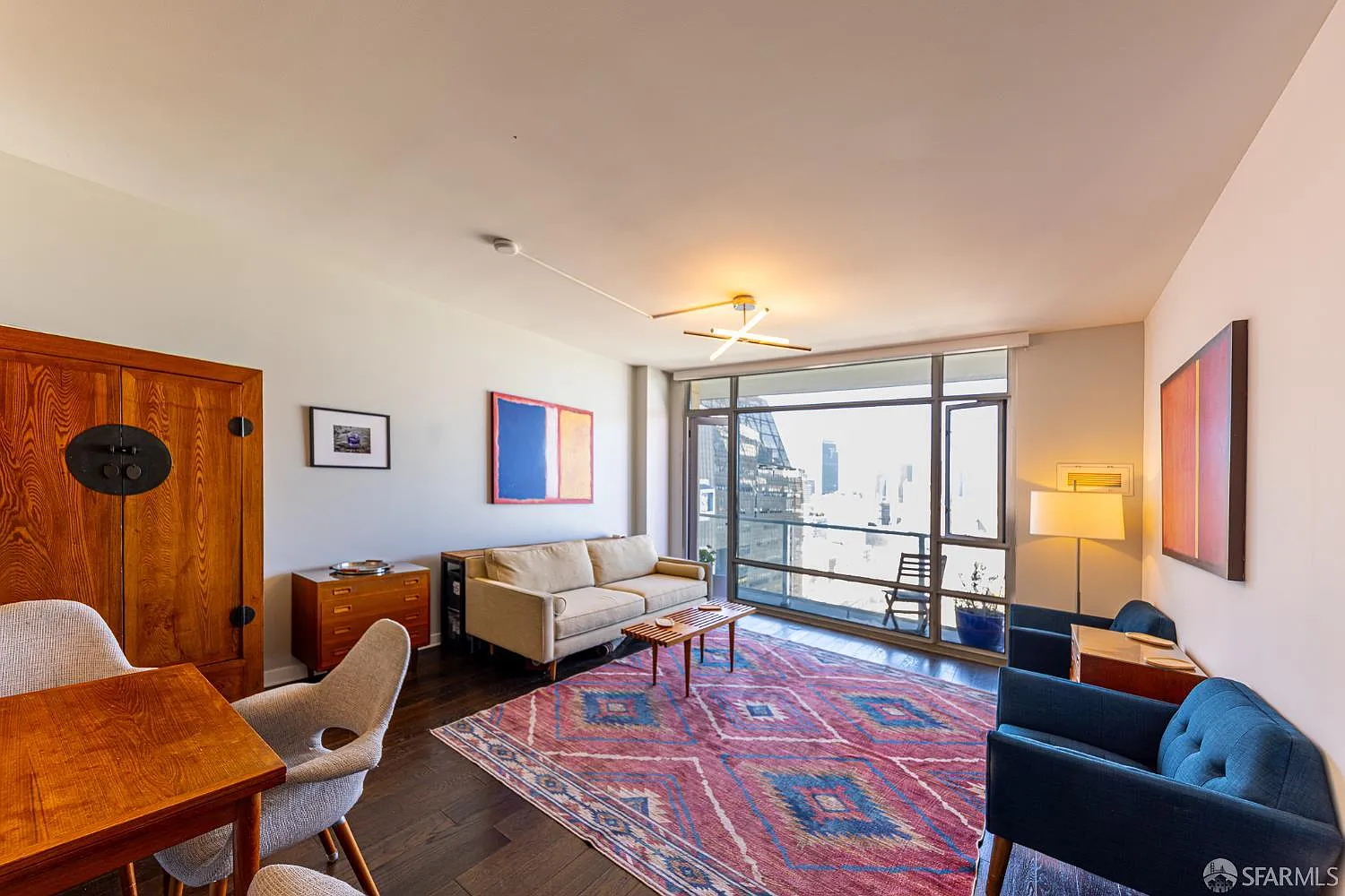 1 bed, 1.0 bath, 764 sqft, $5,000 — Photo 2