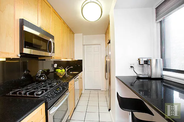 Sold by Halstead Real Estate | media 26