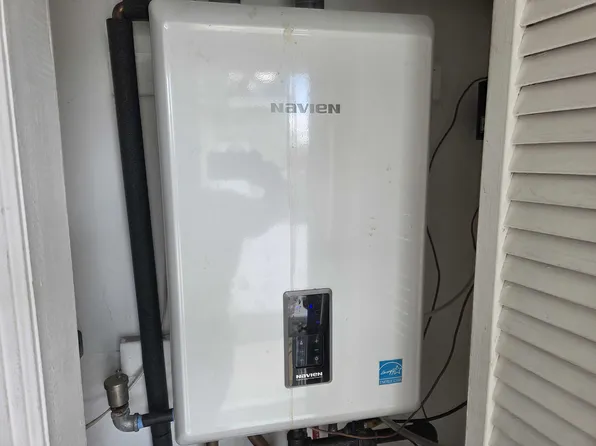 319 Beach 47th Street image 15 of 19