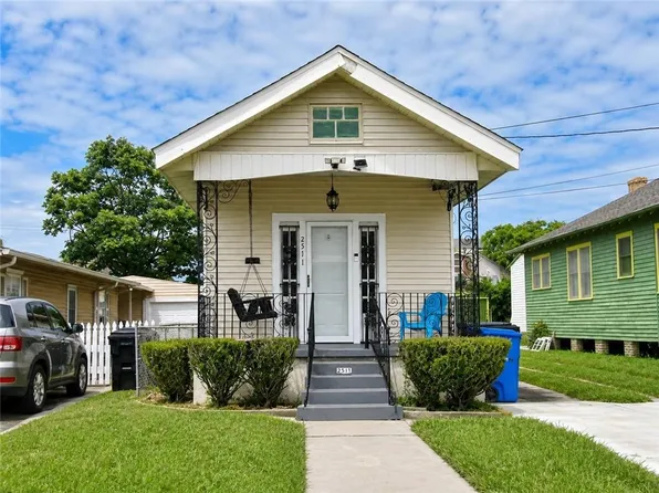 2511 Clover St, New Orleans, LA 70122